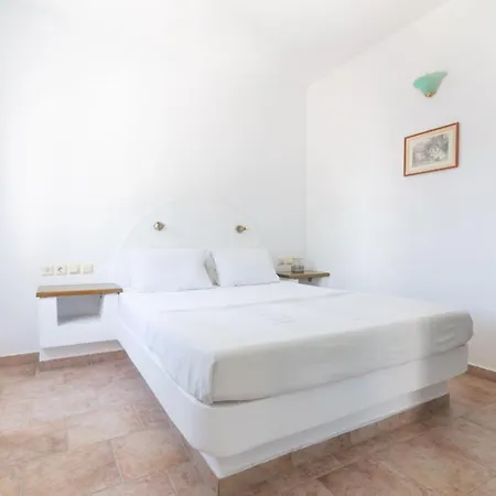 Big Blue Rooms & Kokomo Bar Restaurant Hotel Grotta